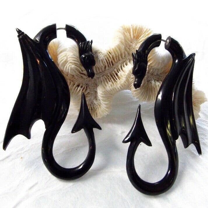 Dalfiya - Wholesale Dangle Earrings - Carved Dragon Split Gauge Earrings Faux Plug Black Gothic1