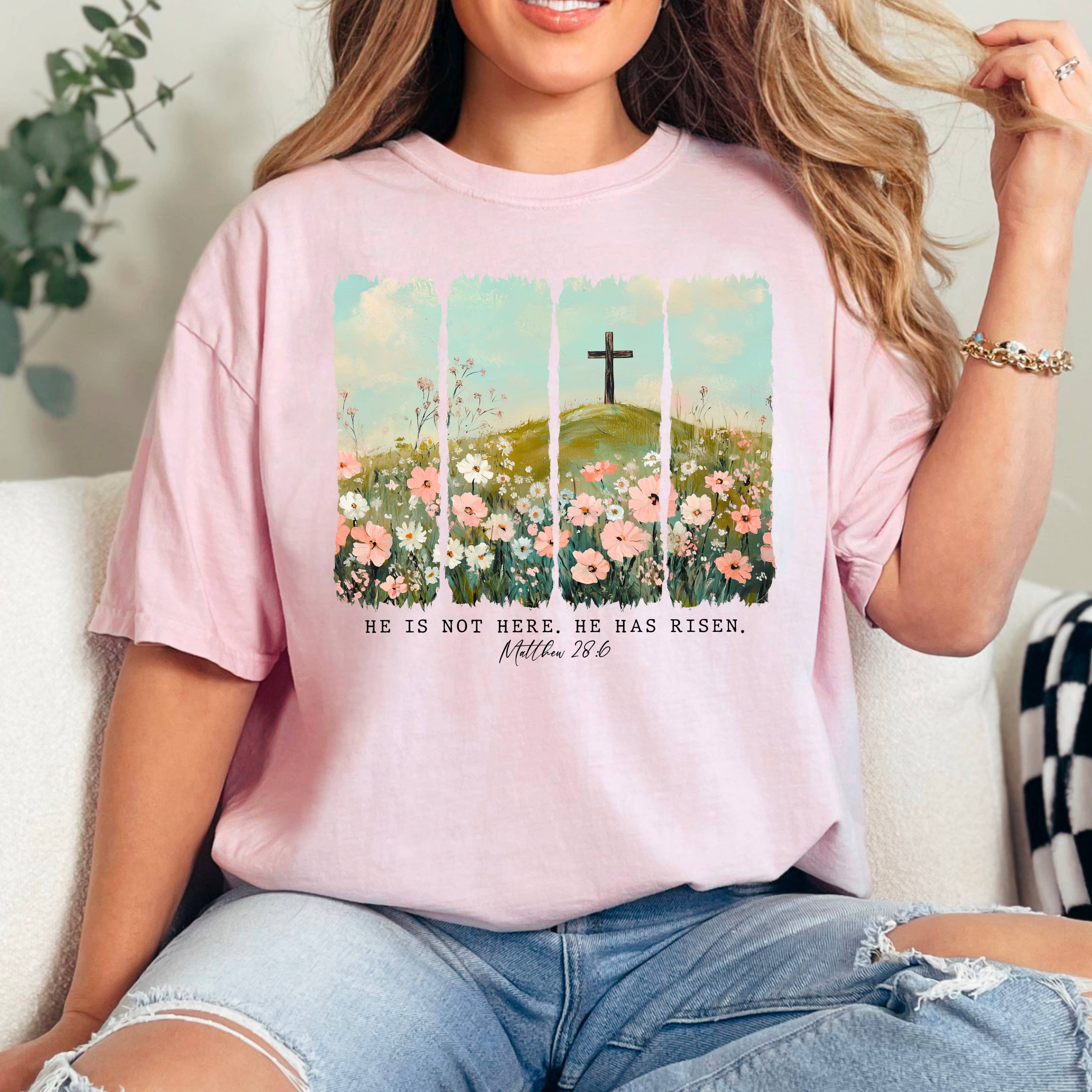 Shoppe SHC – wholesale T-shirt med logga - Dam – Han har uppstått | Påsktröja | Comfort Colors1