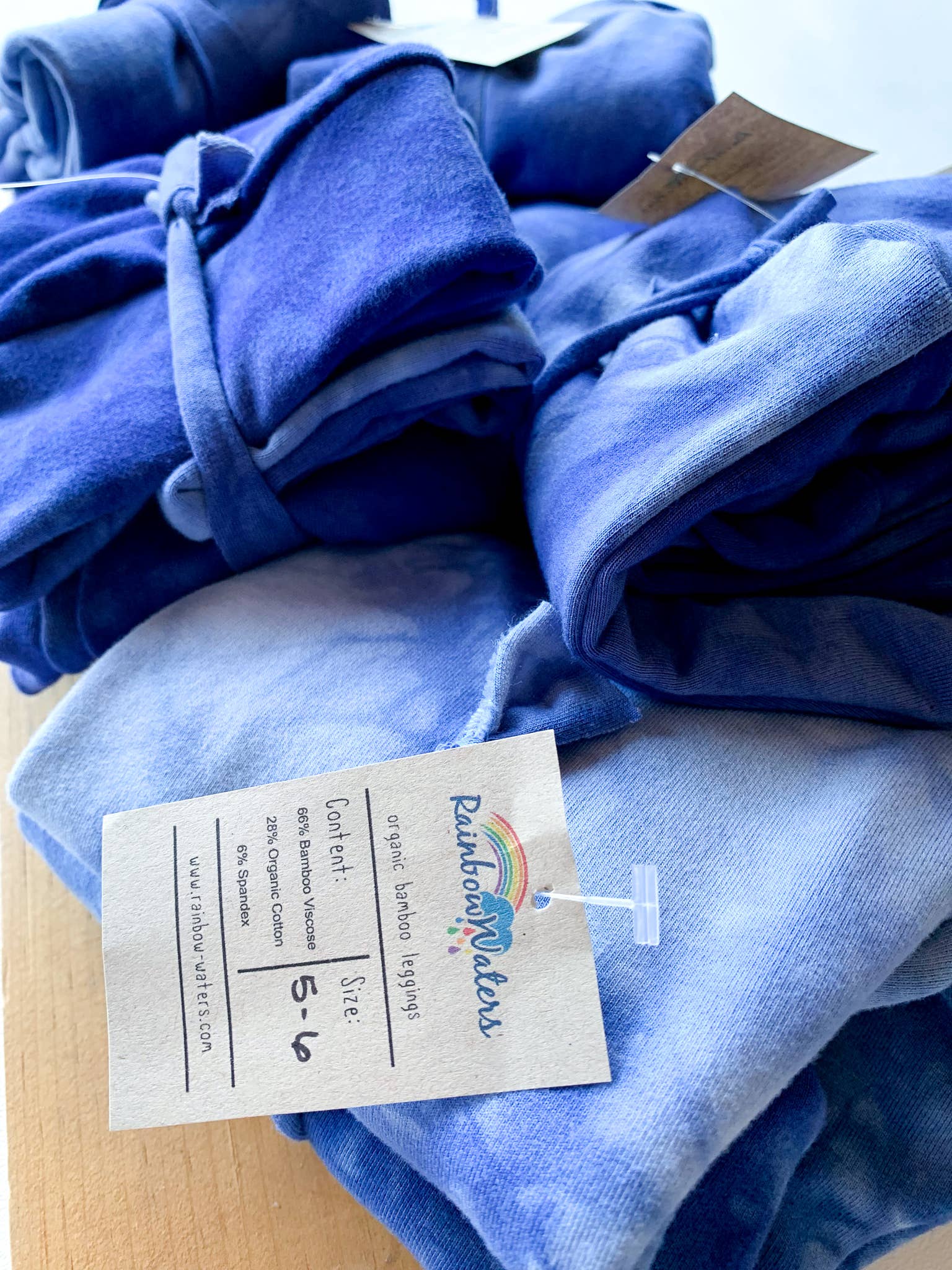 Rainbow Waters - Wholesale Fashion Leggings - Kids - Azul | Bamboo Leggings | Organic1