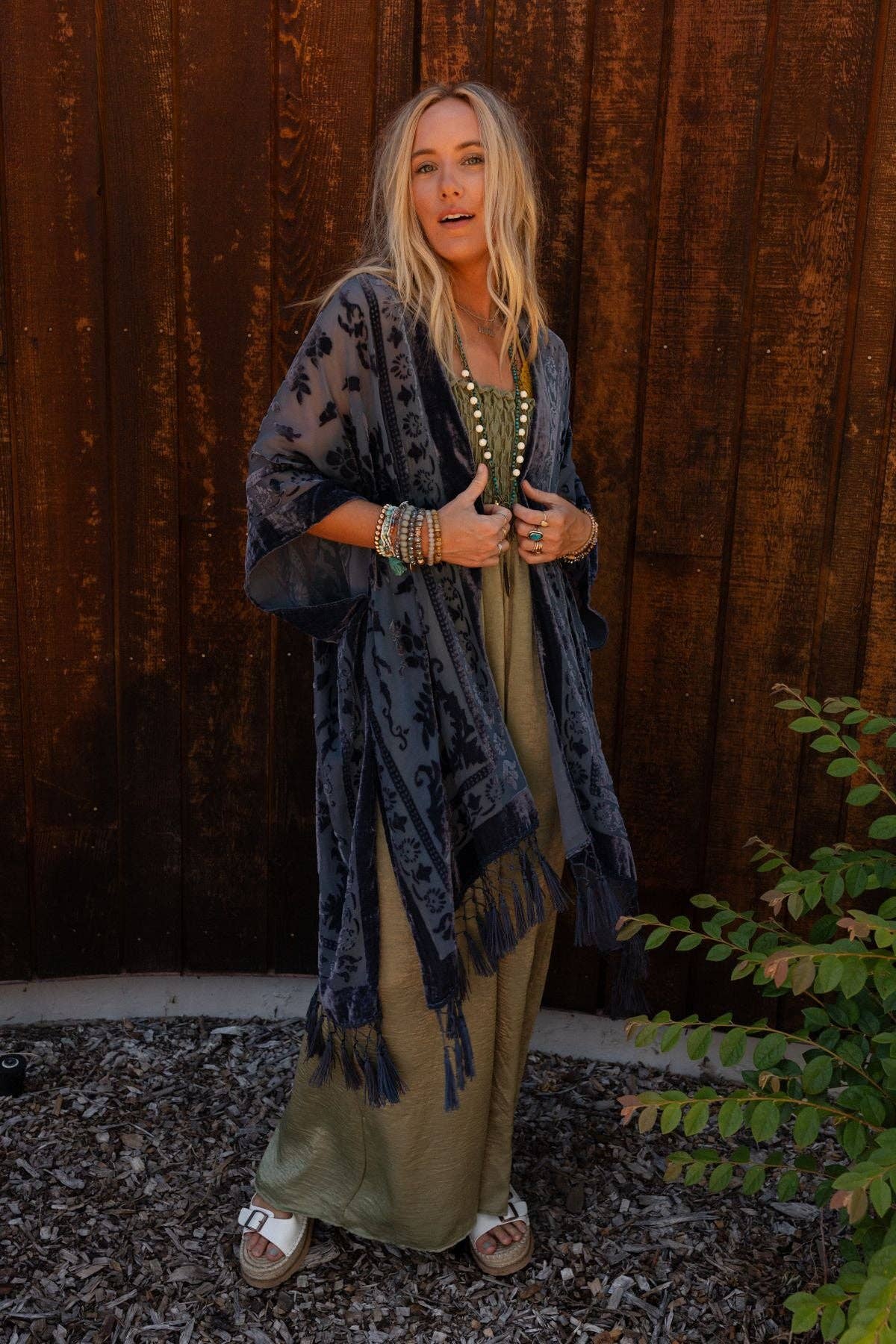 Three Bird Nest - Wholesale Kimono - Women's - Winter Favorite: Crushin' On You Velvet Kimono - Navy Blue8
