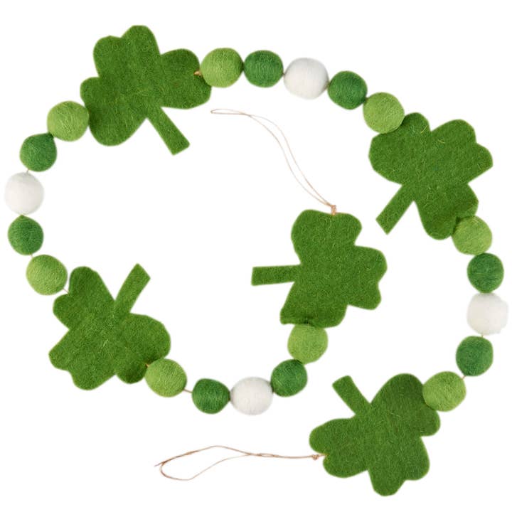 Shamrocks Garland for wholesale by Primitives by Kathy