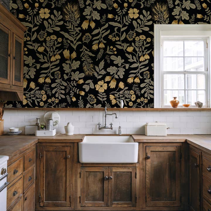 Wildflowers in Charcoal (Large) for wholesale by Everett Park