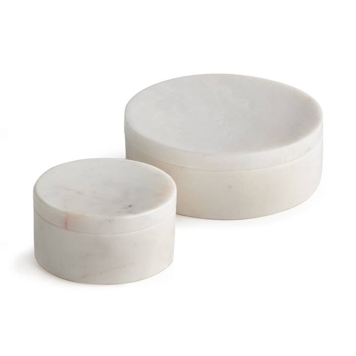 Boîtes rondes à couvercle Amani pour la vente par Napa Home & Garden