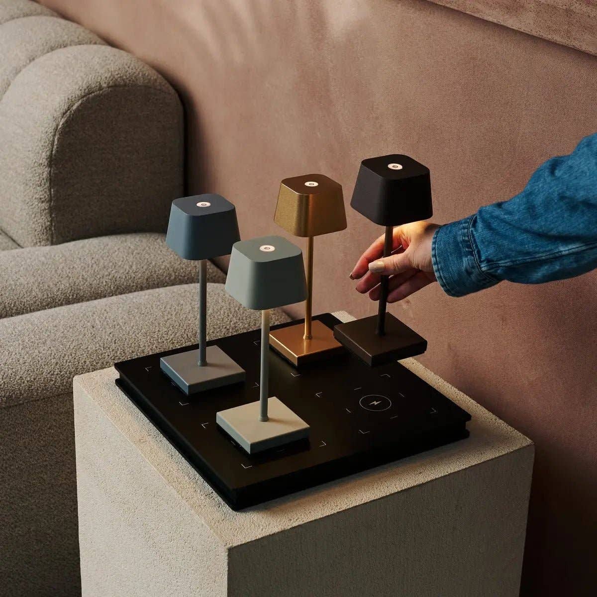 Tavellio - Wholesale Accent/Desk Lamp - Sarphati Mini Shadow Grey Cordless Table Lamp | Rechargeable via Charging Station & 3 Light Modes10