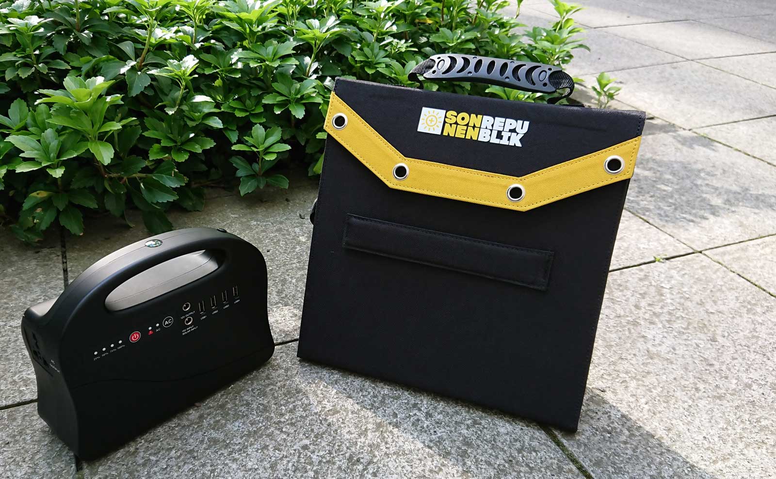 Sonnenrepublik - Wholesale Portable Charger - Wing50 foldable solar panel1
