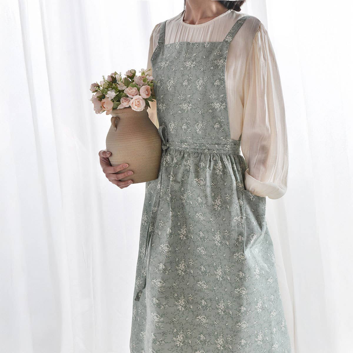 ACCITY - Wholesale Apron - Extended Floral Print Linen Aprons with pockets_CWMM33049