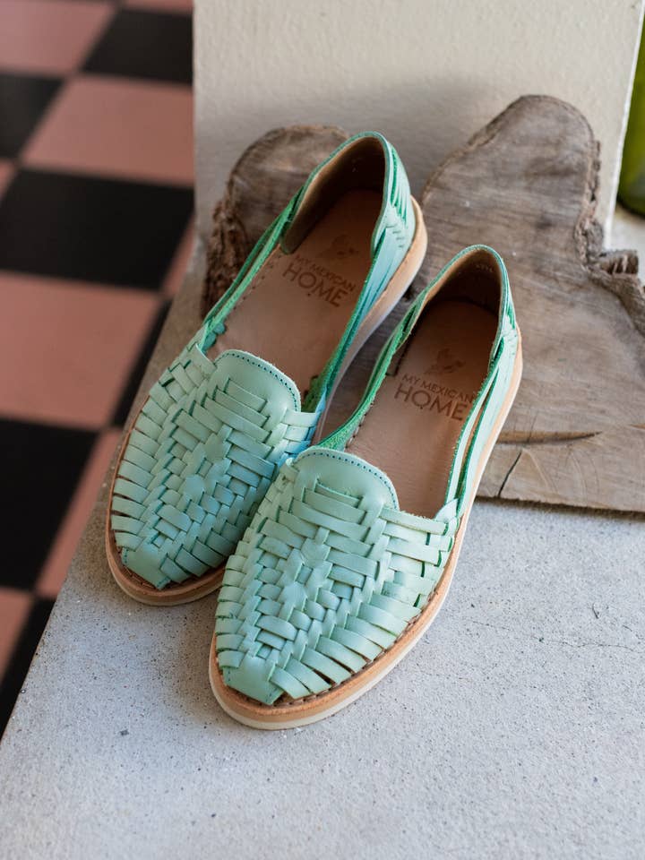 Handmade Leather Huarache Sandals for Women | KARAMBOLE for wholesale by MyMexicanHome