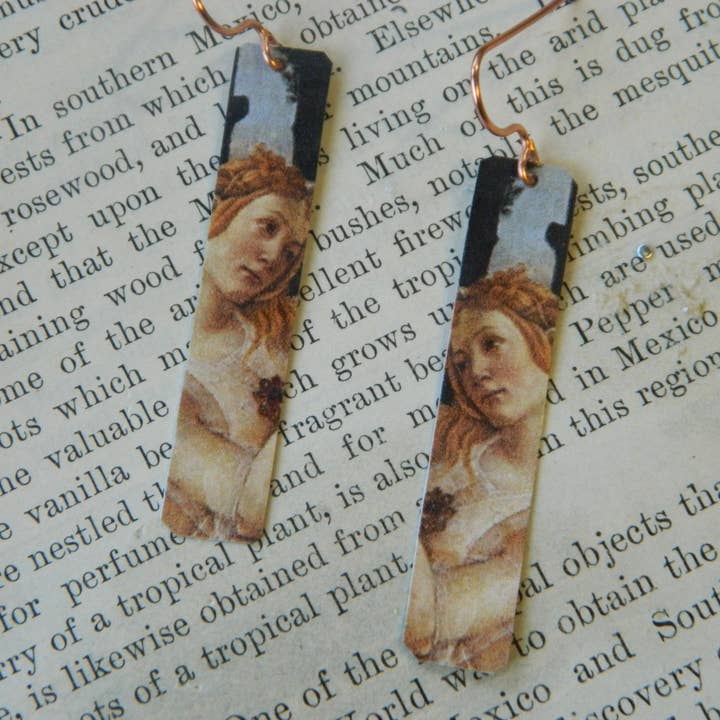 Botticelli Ohrringe Drei Grazien Detail Style 1 für den Großhandel von Sarah Wood Studio