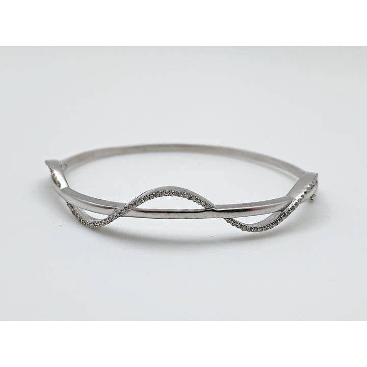 Jonc Diamond Curve pour la vente par Siena Jewelry