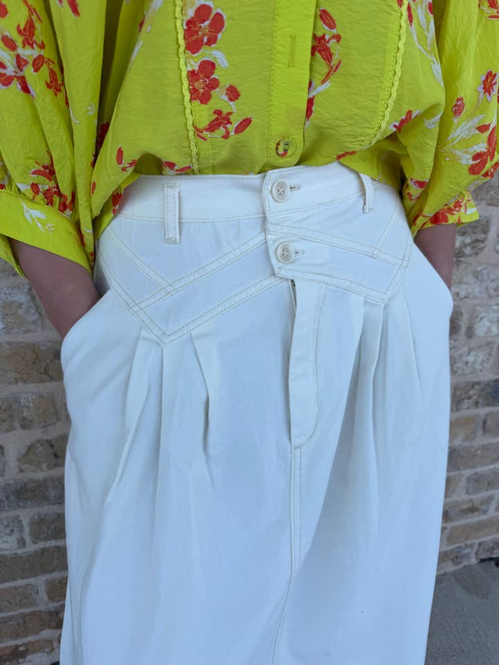 SAIA LONGA COM DETALHE DE MINI PREGAS por atacado de Triple Play Jewelry