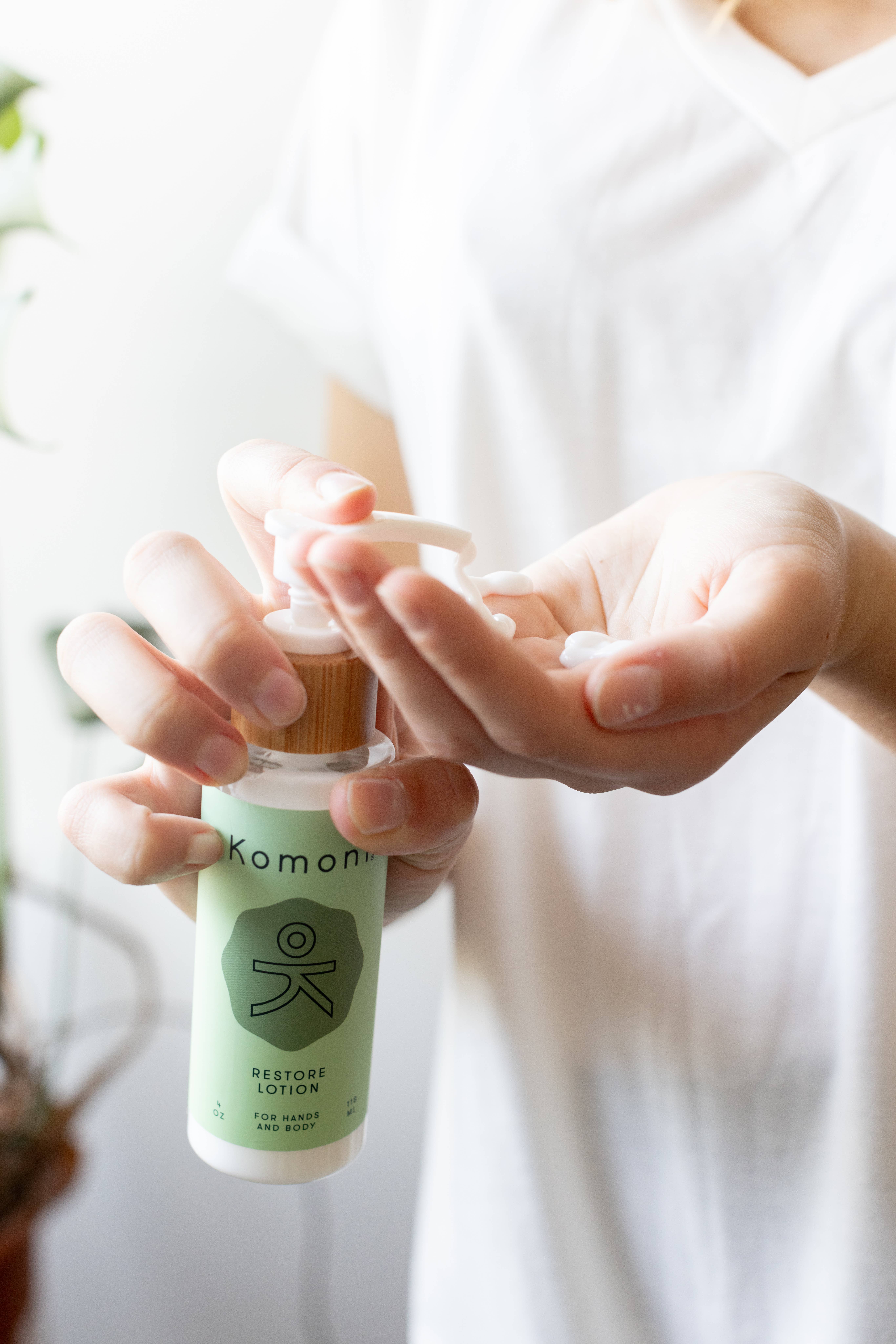 Komoni Natural Wellness + BodyCare - Vente Lotions mains et corps - Lotion botanique NOURISH2