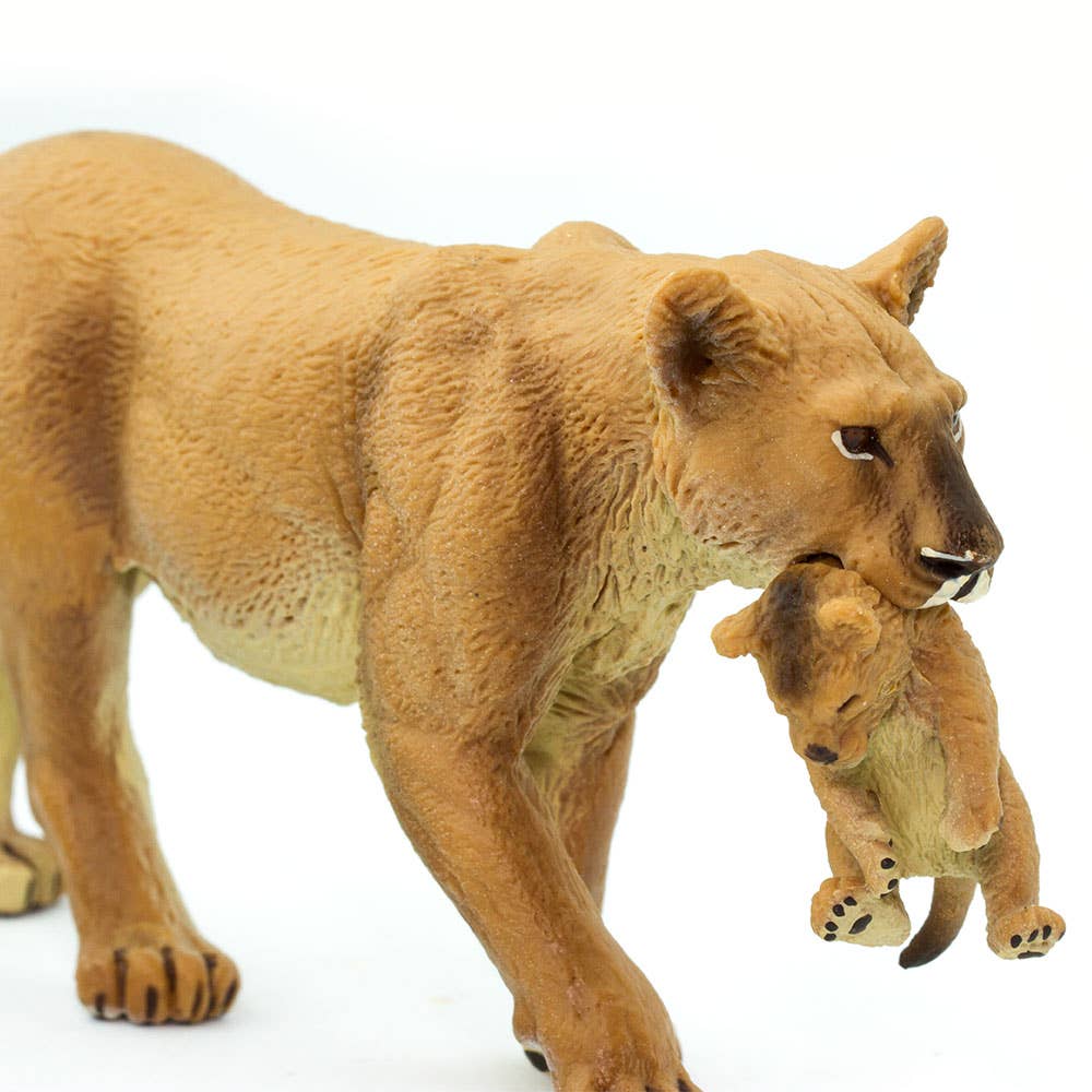 Safari Ltd. - Wholesale Figurine Toy - Kids - Lioness with Cub Figurine Toy4