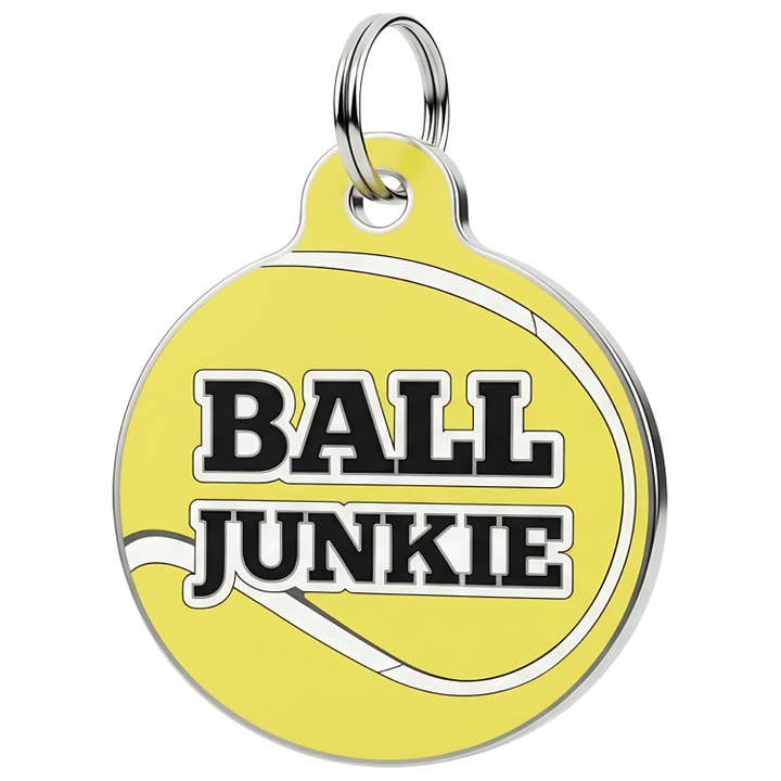 Médaille pour chien en émail avec ID scannable - Ball Junkie pour la vente par Bad Tags