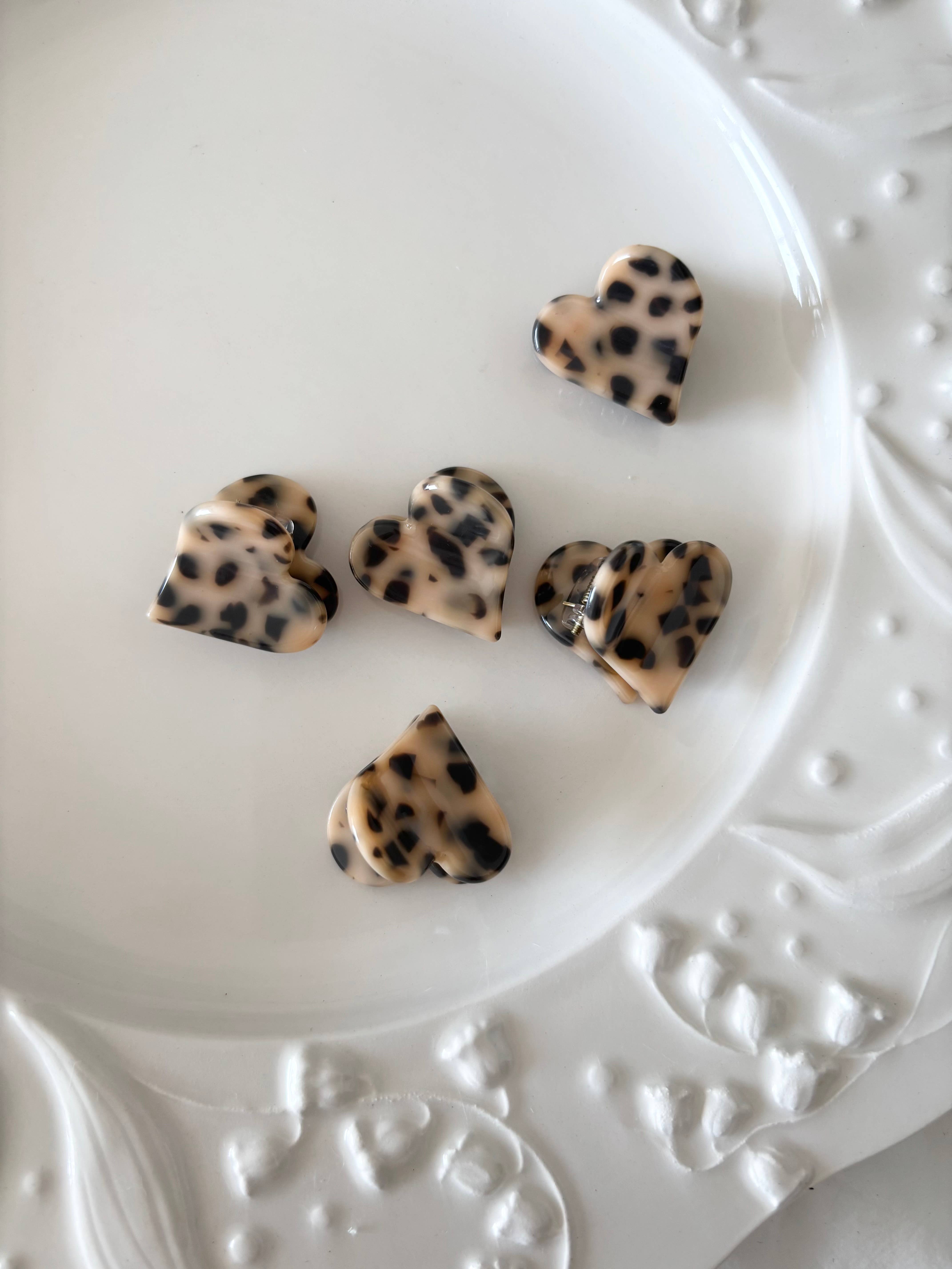 LoveLina - Wholesale Hair Clip - Women's - Heart Shape Acetate Hair Clip (DOLCE-2)3