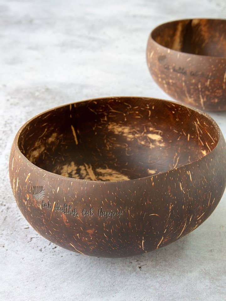 Large "Smooth" Coconut Bowl for wholesale by JolieJulie-MaLune-VentiLLo