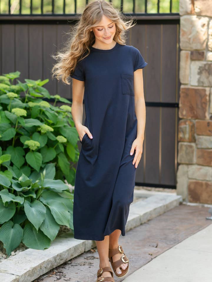 Inherit Clothing Company – Großhandel Kleid – Damen – Finley T-shirt Midikleid19