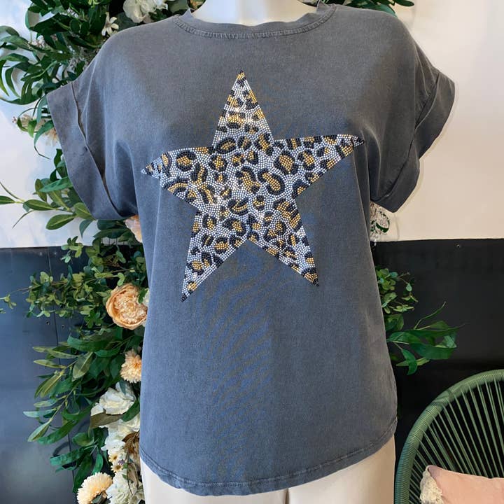 4305-010 WORN T-SHIRT WITH FOLDED BRIGHT STAR for wholesale on Faire0
