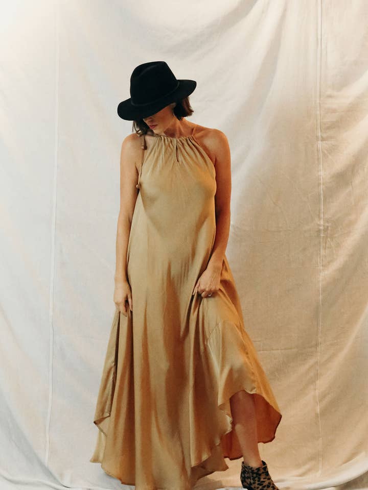 Komal Kleid für den Großhandel von Oser Collective