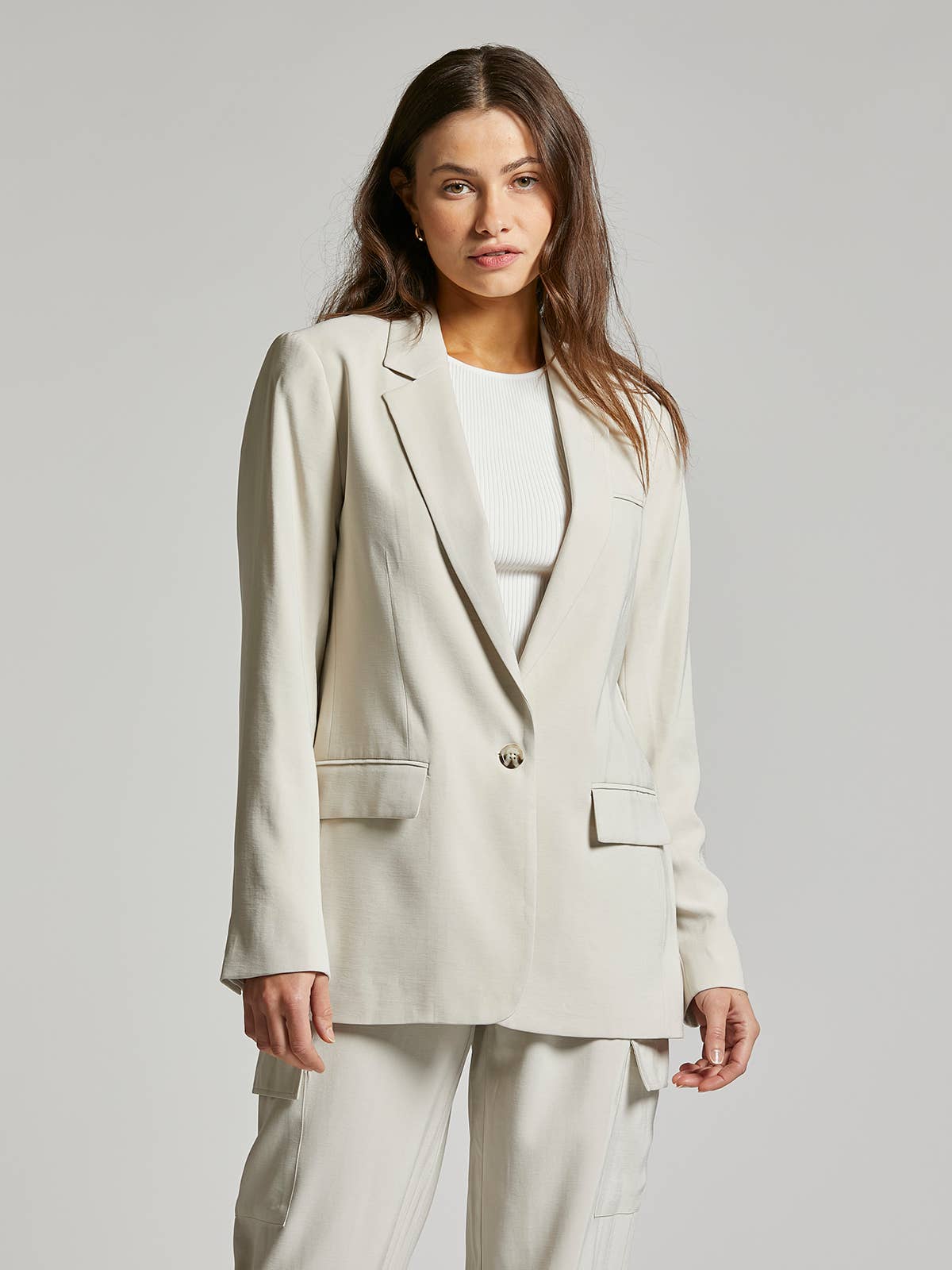 Weekend Los Angeles – wholesale Blazer - Dam – Kavaj med enkel knappstängning - TONI JACKET9
