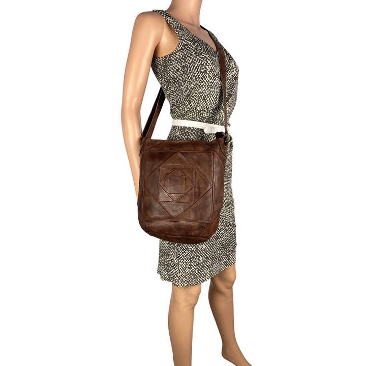 Arrigo - Wholesale Crossbody bag – Women's - Arrigo Ladies Crossbody Shoulder Washed Leather2