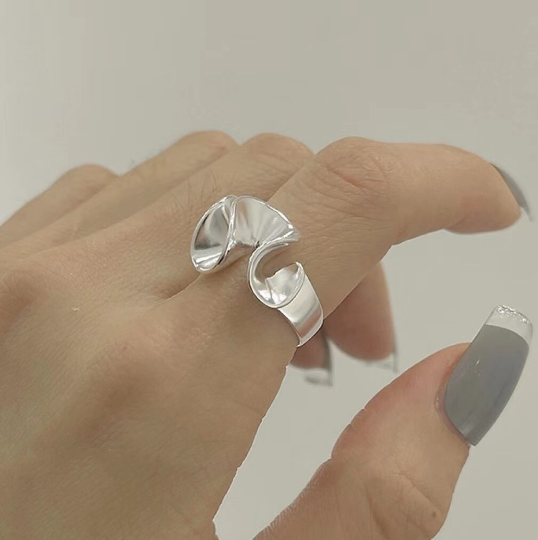happyzzzsu – wholesale Band/stacked ring – 925 Sterling Silver Unique Irregular Wave Ring7