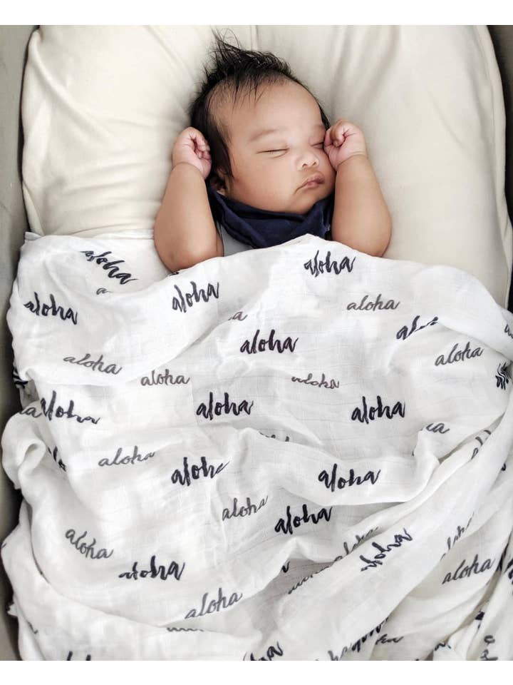 The Keiki Dept - Wholesale Swaddle - Baby - Aloha Kapa Moe - Hawaiian Bamboo Swaddle1