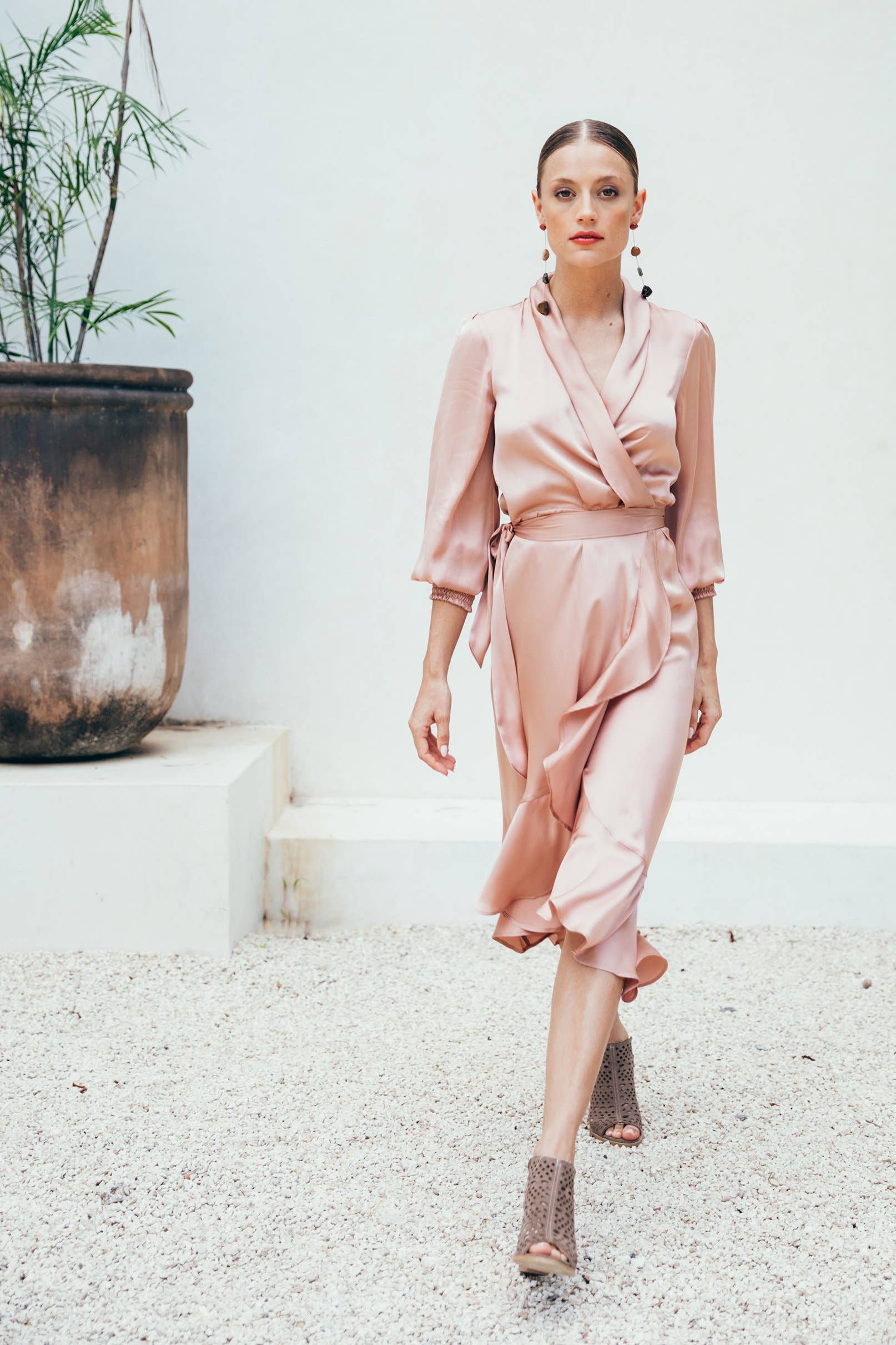 Sukiso - Venta al por mayor Vestido - Mujer - Vestido cruzado Emma en rosa3