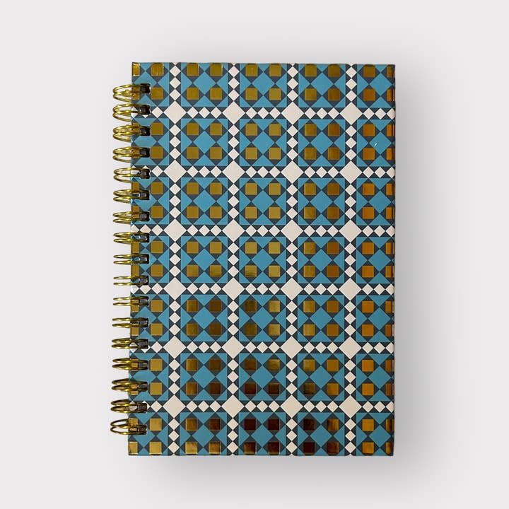 Carnet à spirale « Quilt Jazz » (bleu) pour la vente par Built Quilt