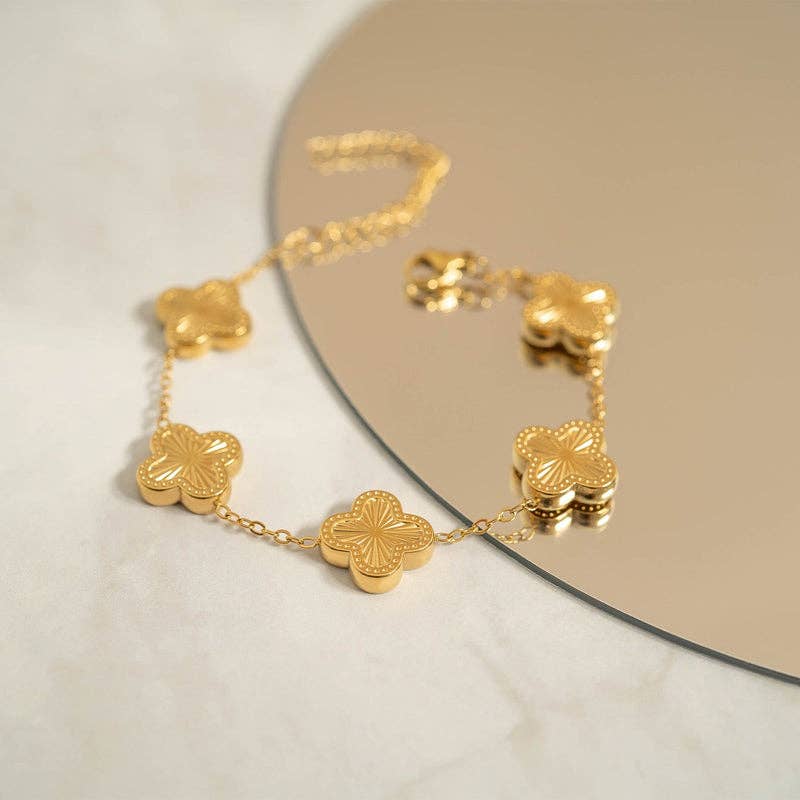 18K Gold PVD Stainless Steel Lucky Clover Charm Bracelet for wholesale on Faire7