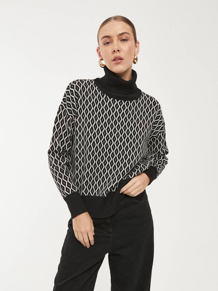 PULL EN MAILLE À COL ROULÉ pour la vente par SWEET MAGIC MODA Y COMPLEMENTOS