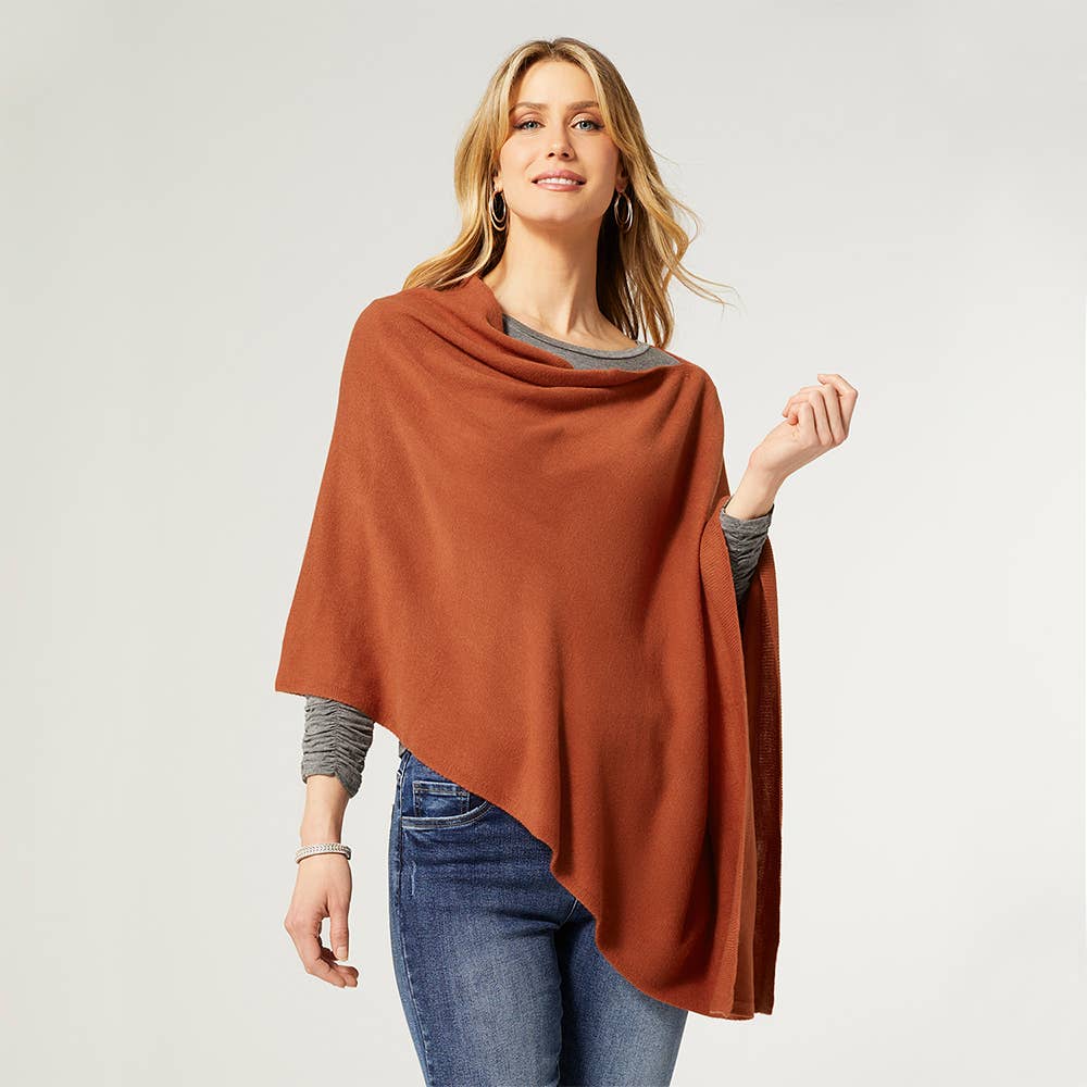 COCO + CARMEN - Wholesale Poncho - Women's - Lightweight Poncho4