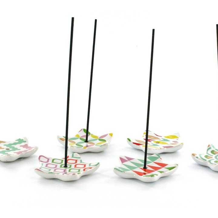 Etoile ceramic incense holder for wholesale by AROMANDISE