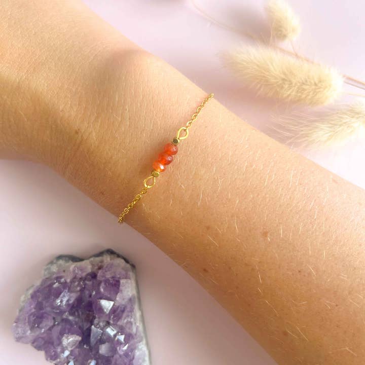 Siena bracelet sunstone - gold for wholesale by Mystic Jewelry