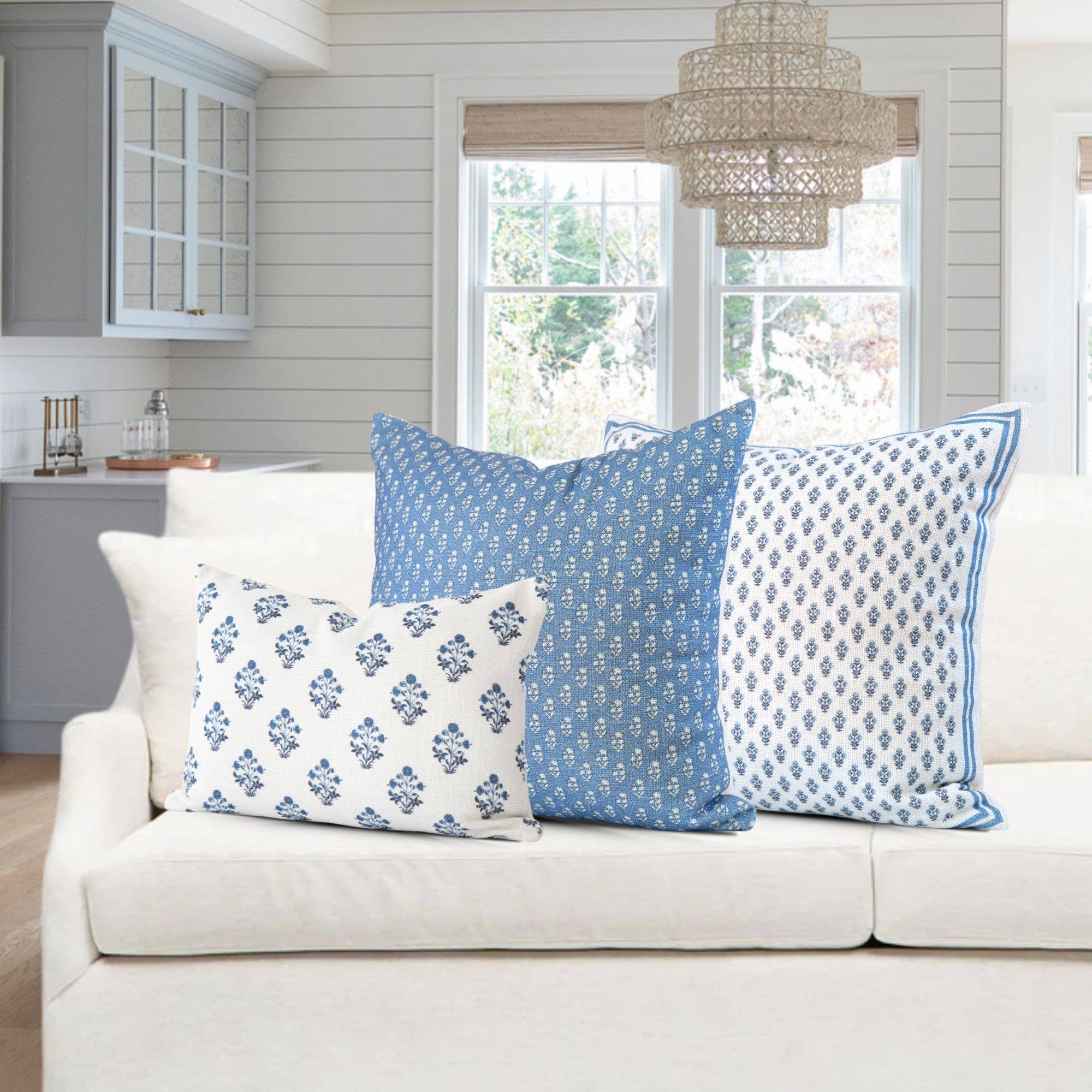 Tajik  Home  LLC - Vente Housse de coussin - Housse de coussin Isabella imprimé floral bleu - Style grand-mère côtier5