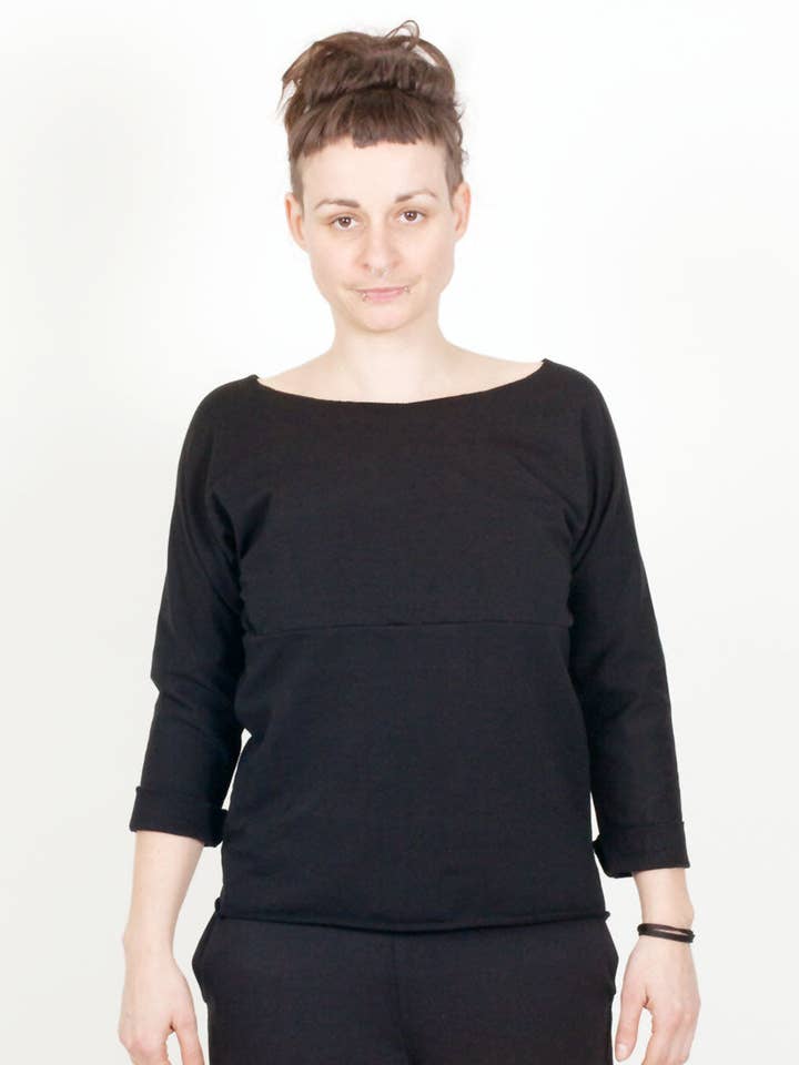 Långärmad Run tillverkad av ekologisk bomull - svart för wholesale av KOLO Berlin