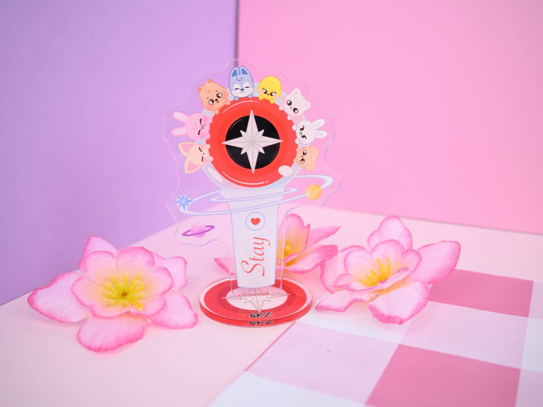 Kawineko – wholesale Dekorativ statyett – Akrylställ Stay Stray Kids ljusstav skzoo kpop10