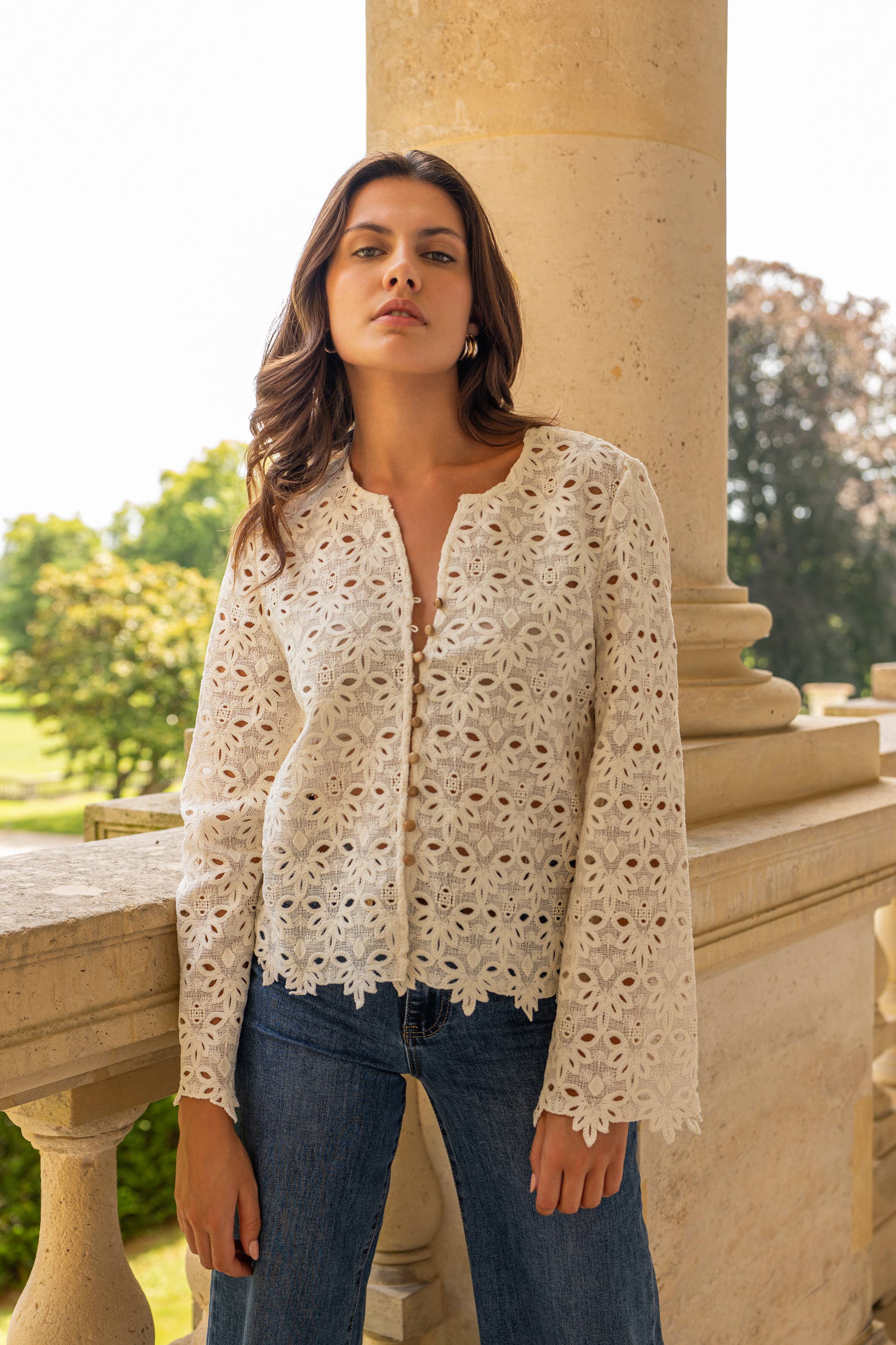 CHOKLATE PARIS - Wholesale Jacket - Women's - Claire blouse in English embroidery - 810610
