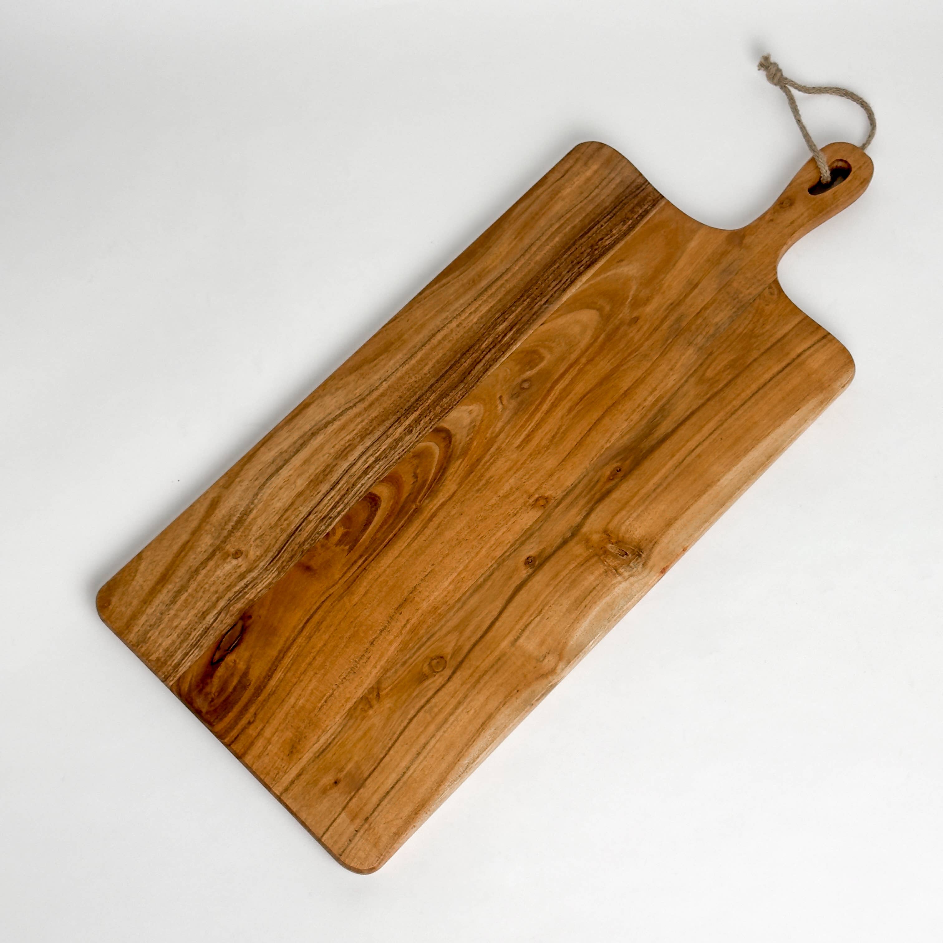 India Handicrafts Inc - Vente Planche à découper - Planche en bois d'acacia avec poignée2