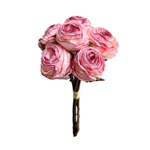 Purchase Wholesale silk flower pins. Free Returns & Net 60 Terms on Faire