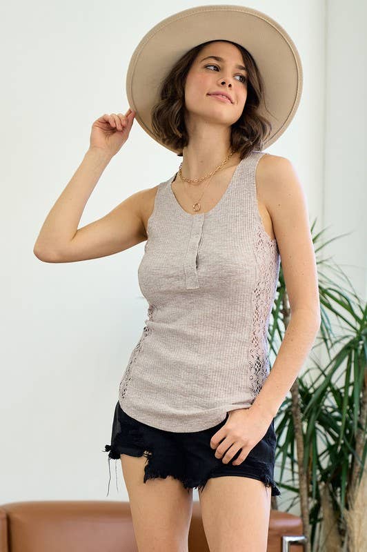 Doe and Rae – wholesale Tank top – Women′s – Henley Tank Top - 15070T7
