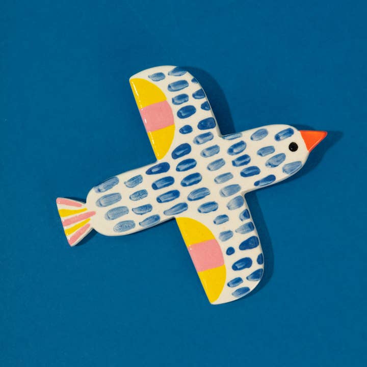 Bird Deep Blue / Ceramic Hanging and other Purchase Wholesale deep blue uhren. Free Returns & Net 60 Terms on Faire trending on Faire.