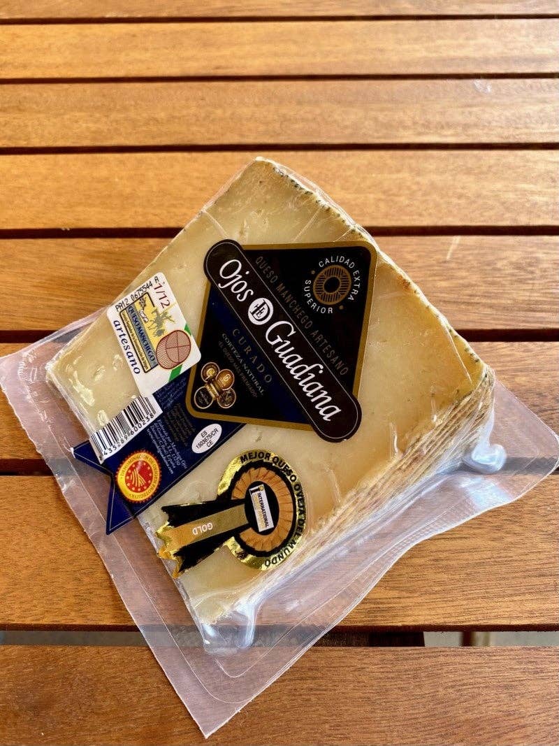 Spain Iberico – Engroshandel Ost – Håndlavet lagret Manchego-ost1