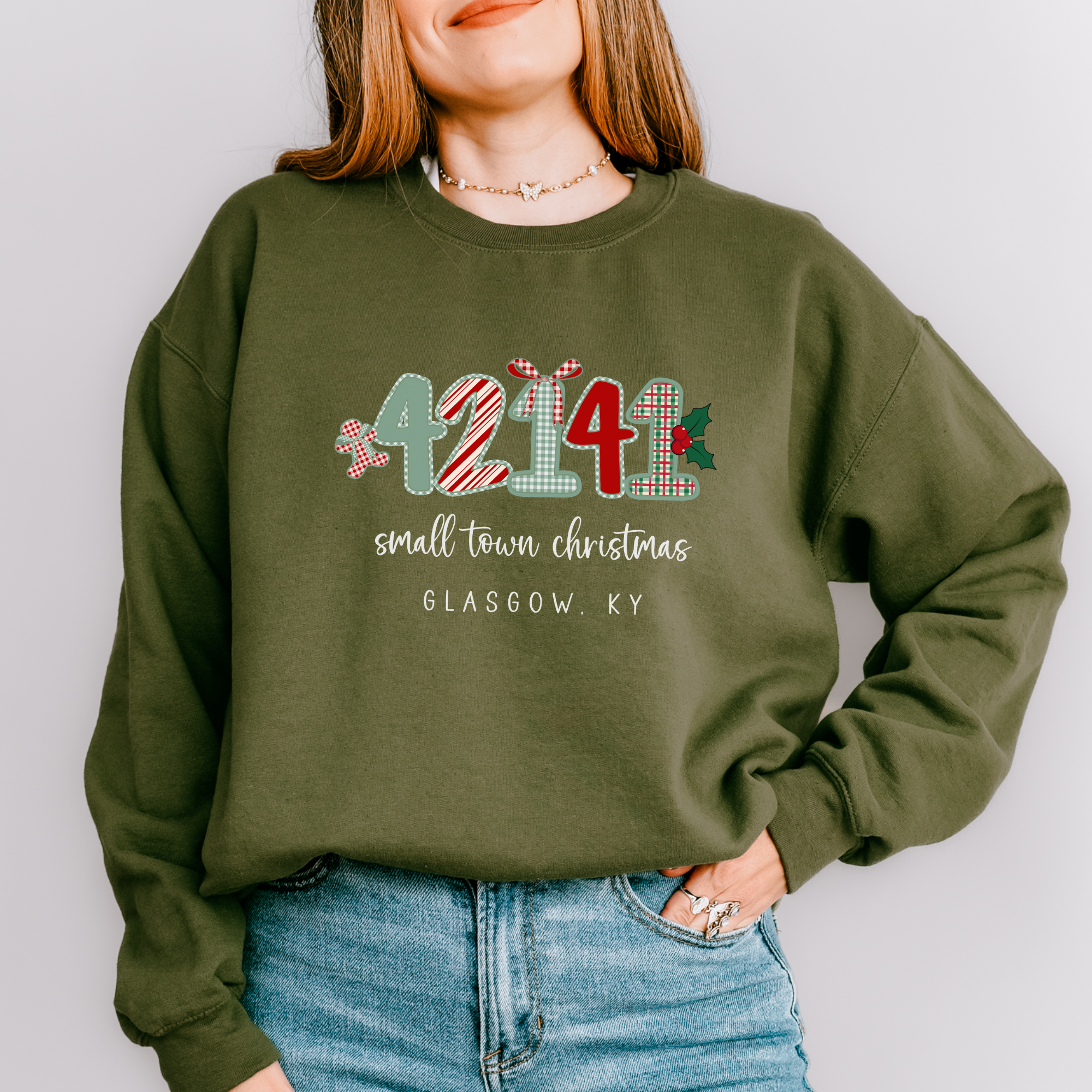 Scripted Pearl - Vente Sweat-shirt à imprimés – femme - Sweatshirt de Noël personnalisé avec graphique de petite ville.4