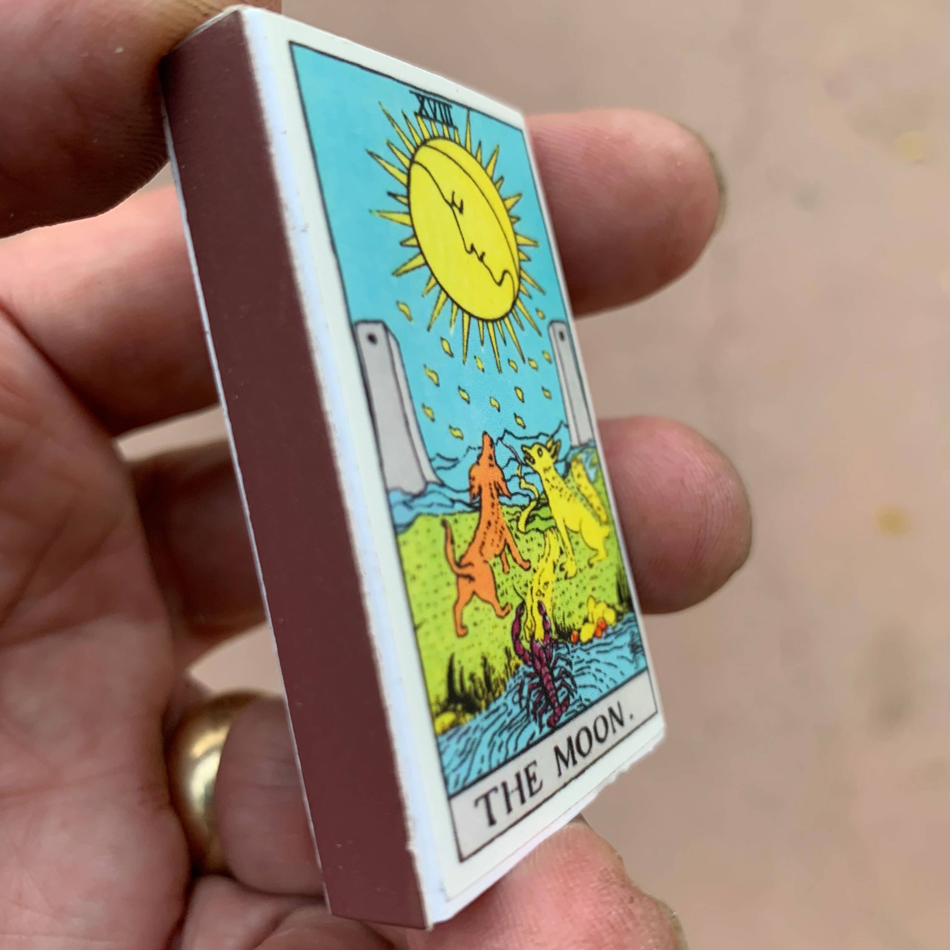 Most Amazing - Wholesale Matches - Tarot Matchbox - The Moon • Accessories for your Candles3