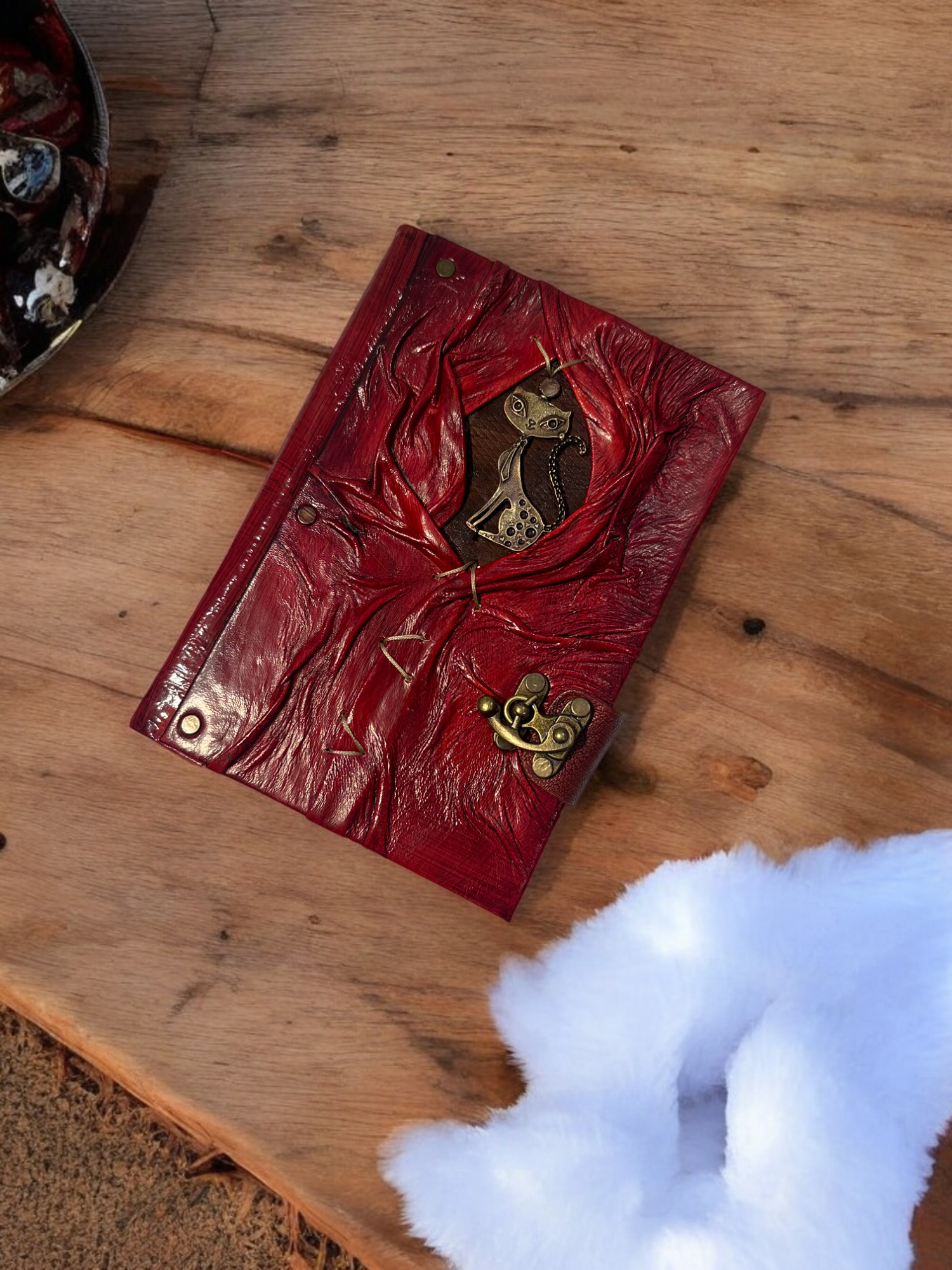 CRETE TRADING INC - Wholesale Journal/Diary - Handmade Leather Journal Belt Strap Cat Red8