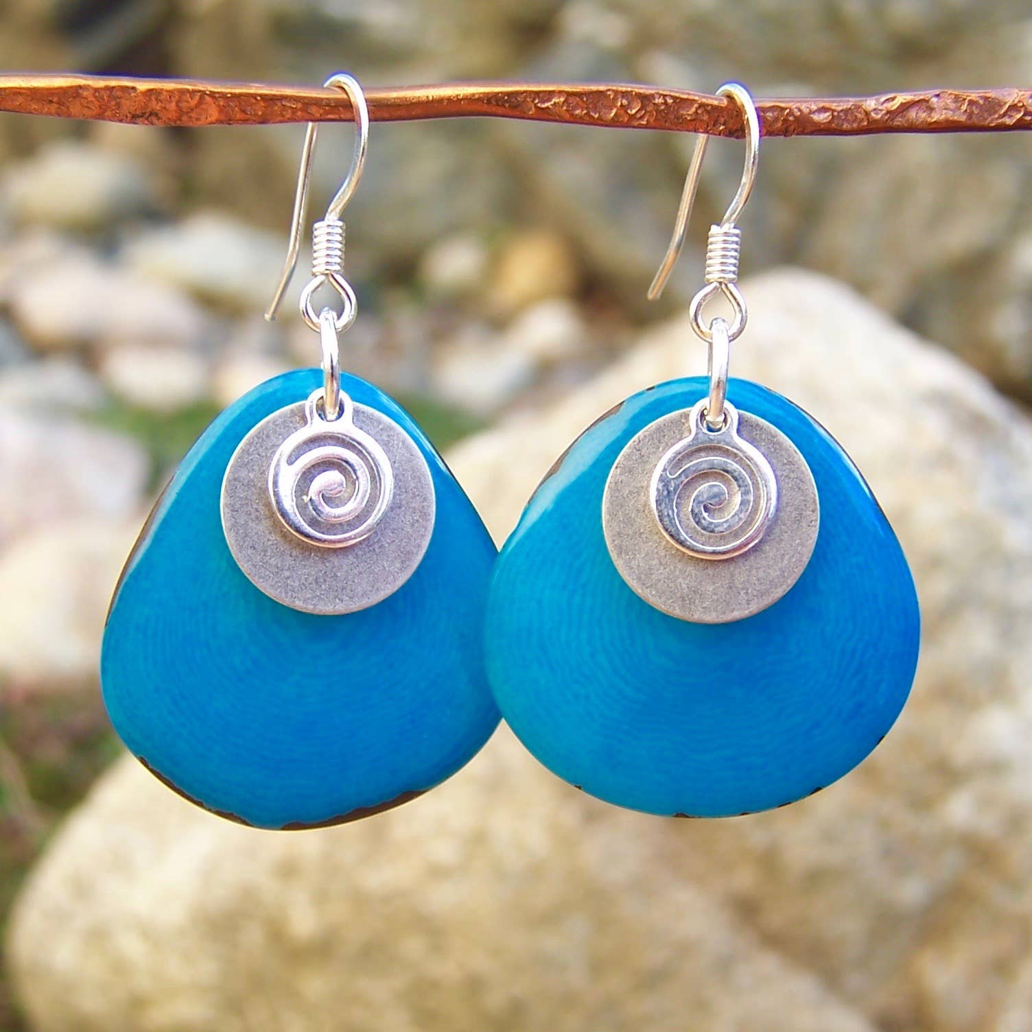 Jo Bird Jewelry – wholesale Dangle earrings – Tagua Earrings1