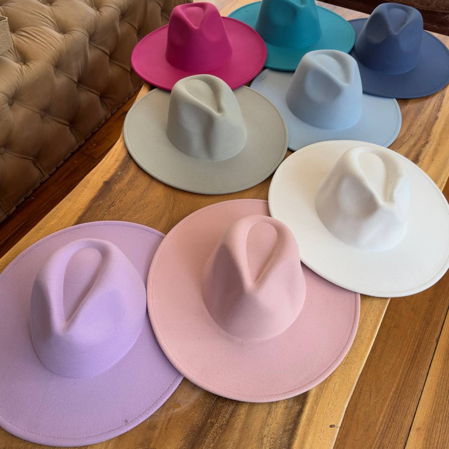 One and Only Accessories - Vente Chapeau en feutre - femme - Chapeau en feutre à large bord à la mode classique le plus vendu, nouvelle couleur 7