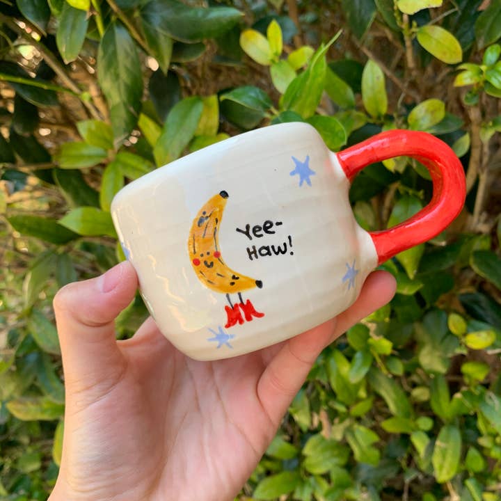 Howdy Ceramics – Großhandel Kaffeebecher – Früchte in Stiefeln: Yee-haw Banana