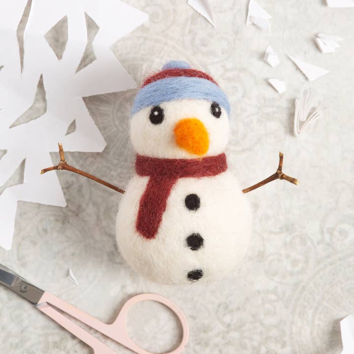 Hawthorn Handmade - Wholesale DIY Craft Kit - Snowman Mini Needle Felting Kit | Christmas Craft Kit2