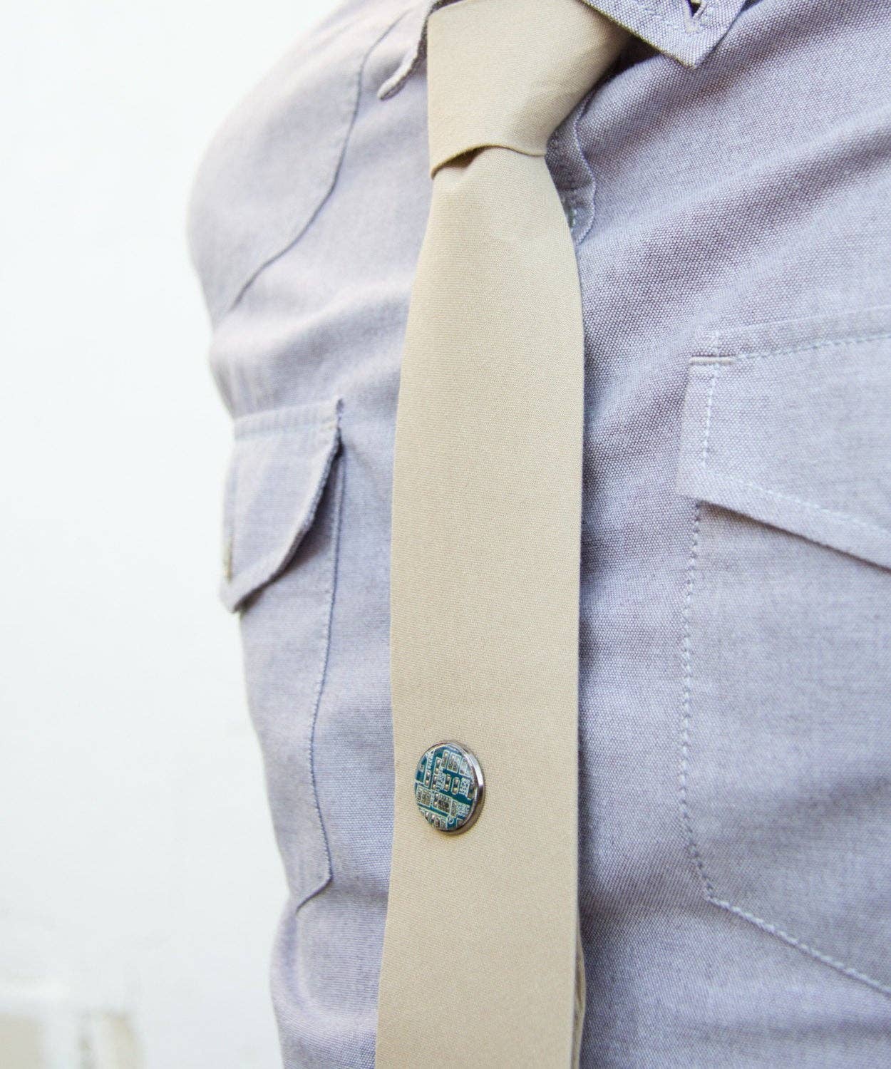 Pavlysh s.r.o. - Wholesale Lapel Pin/Button - Circuit board pin, 18mm silver11